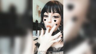 [22 of 125 Videos] Lolaxmina (lolaminavip aka LolaMina_) OnlyFans Leaks Horny Lola Secret