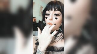 [22 of 125 Videos] Lolaxmina (lolaminavip aka LolaMina_) OnlyFans Leaks Horny Lola Secret