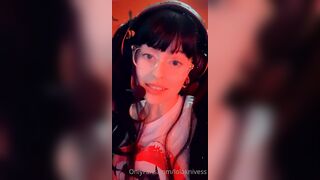 [25 of 125 Videos] Lolaxmina (lolaminavip aka LolaMina_) OnlyFans Leaks Horny Lola Secret