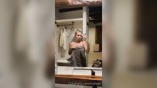 [166 of 207 Videos] Honeyl (Honey Evans aka HoneyEvans0) OnlyFans Leaks Sweet Little Honey Pot