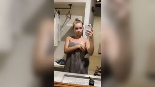 [166 of 207 Videos] Honeyl (Honey Evans aka HoneyEvans0) OnlyFans Leaks Sweet Little Honey Pot