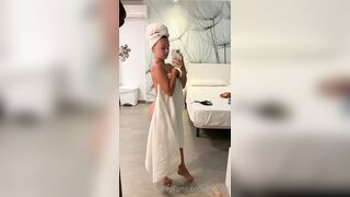 [171 of 207 Videos] Honeyl (Honey Evans aka HoneyEvans0) OnlyFans Leaks Sweet Little Honey Pot