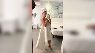 [171 of 207 Videos] Honeyl (Honey Evans aka HoneyEvans0) OnlyFans Leaks Sweet Little Honey Pot