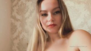 [189 of 207 Videos] Honeyl (Honey Evans aka HoneyEvans0) OnlyFans Leaks Sweet Little Honey Pot