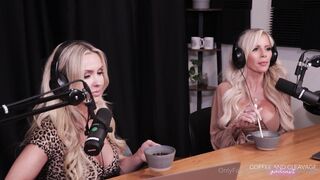 [5 of 77 Videos] Coffeeandcleavage (Coffee and Cleavage) OnlyFans leaks misslynniemarie shantal_monique Twins