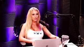 [52 of 77 Videos] Coffeeandcleavage (Coffee and Cleavage) OnlyFans leaks misslynniemarie shantal_monique Twins