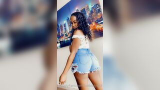 [118 of 212 Videos] Katbodyxo3 (Kat) OnlyFans Leaks Nude Big Booty Queen