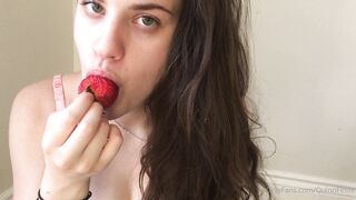 [242 of 592 Videos] Quinnfinite (Quinn Finite) OnlyFans Leaks Nude Wholesome Perv