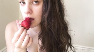 [242 of 592 Videos] Quinnfinite (Quinn Finite) OnlyFans Leaks Nude Wholesome Perv