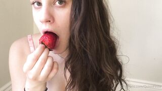 [242 of 592 Videos] Quinnfinite (Quinn Finite) OnlyFans Leaks Nude Wholesome Perv