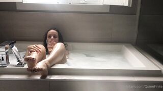 [247 of 592 Videos] Quinnfinite (Quinn Finite) OnlyFans Leaks Nude Wholesome Perv