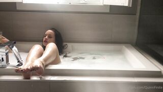 [247 of 592 Videos] Quinnfinite (Quinn Finite) OnlyFans Leaks Nude Wholesome Perv