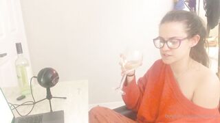 [356 of 592 Videos] Quinnfinite (Quinn Finite) OnlyFans Leaks Nude Wholesome Perv