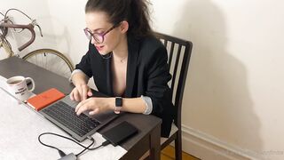 [565 of 592 Videos] Quinnfinite (Quinn Finite) OnlyFans Leaks Nude Wholesome Perv