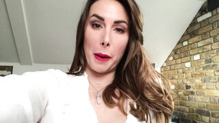 [17 of 233 Vids] Paige_Turnah (realturnah) OnlyFans Leaks Nude UK PAWG Goddess