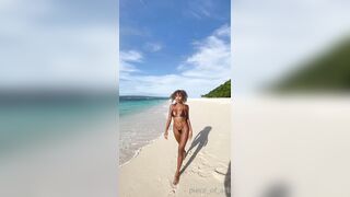 [261 of 330 Vids] Carla-piece-of-art (carlaasister) OnlyFans Leaks Nude Filipina Spanish