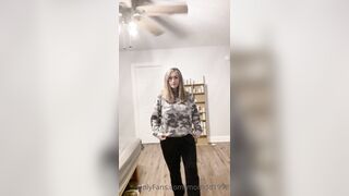 [52 of 52 Vids] Momdd1998 (Momdd98) OnlyFans Leaks Nude Double D