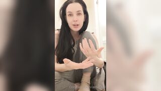 [169 of 396 Vids] Aella_girl (aellagirl_official) OnlyFans Leaks Nude OG Whorelord