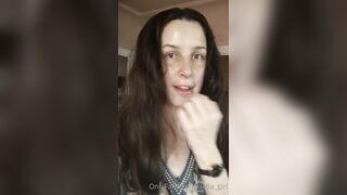 [186 of 396 Vids] Aella_girl (aellagirl_official) OnlyFans Leaks Nude OG Whorelord