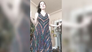 [221 of 396 Vids] Aella_girl (aellagirl_official) OnlyFans Leaks Nude OG Whorelord