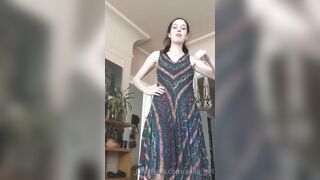 [221 of 396 Vids] Aella_girl (aellagirl_official) OnlyFans Leaks Nude OG Whorelord