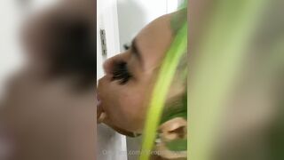 [152 of 303 Vids] Chleopatrapaige (Chleopatra Paige aka Chleo) OnlyFans Leaks Nude Squirt Queen