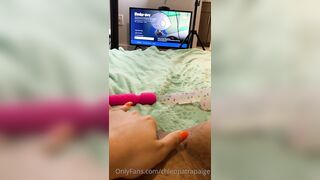 [76 of 303 Vids] Chleopatrapaige (Chleopatra Paige aka Chleo) OnlyFans Leaks Nude Squirt Queen