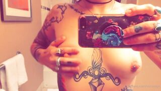 [308 of 492 Vids] Circasays (circasuicide) OnlyFans Leaks Nude Travel Obsessed Clown