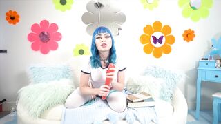  Just a horny slut showing you how I would service your cock Enjoy this gif - Jewelzblu OnlyFans Leaks