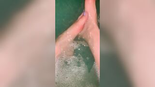 Bubbly bath foot worship asmr - Jewelzblu OnlyFans Leaks