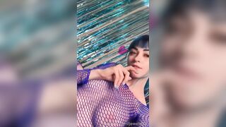 Im Blu for a reason 406x720- Jewelzblu OnlyFans Leaks