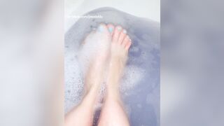Like this if you love feet taking foot fetishized customs dm me Also i - Jewelzblu OnlyFans Leaks