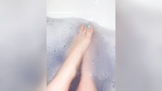 Like this if you love feet taking foot fetishized customs dm me Also i - Jewelzblu OnlyFans Leaks