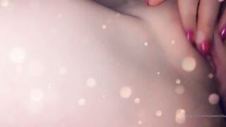 Lil pussy tease - Jewelzblu OnlyFans Leaks
