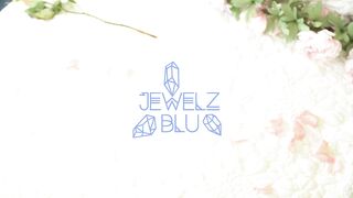 Sweet kiss upon her lips playing in the ivy and roses Enjoy these outtak - Jewelzblu OnlyFans Leaks