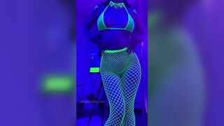 Wish I was doing this on your face - Jewelzblu OnlyFans Leaks