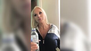 [1051 of 1424 Vids] Sophieaslut (sophieasuccess_fanpage aka Sophie Anderson) OnlyFans Leaks Nude