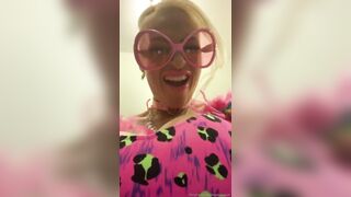 [530 of 1424 Vids] Sophieaslut (sophieasuccess_fanpage aka Sophie Anderson) OnlyFans Leaks Nude