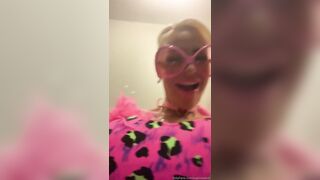 [530 of 1424 Vids] Sophieaslut (sophieasuccess_fanpage aka Sophie Anderson) OnlyFans Leaks Nude