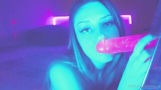 [492 of 550 Vids] Izzy_xx (izzy_xx7 aka thexxgirl aka BlancNoir) OnlyFans Leaks Nude