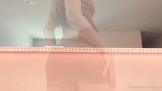 [493 of 550 Vids] Izzy_xx (izzy_xx7 aka thexxgirl aka BlancNoir) OnlyFans Leaks Nude