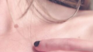 [513 of 550 Vids] Izzy_xx (izzy_xx7 aka thexxgirl aka BlancNoir) OnlyFans Leaks Nude