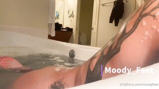 [158 of 281 Vids]  Moodyfeet (Moody Feet aka Moody_fxxt) OnlyFans Leaks Nude