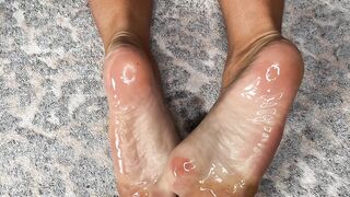 [167 of 281 Vids]  Moodyfeet (Moody Feet aka Moody_fxxt) OnlyFans Leaks Nude