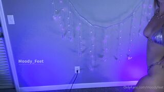 [259 of 281 Vids]  Moodyfeet (Moody Feet aka Moody_fxxt) OnlyFans Leaks Nude