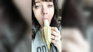 [174 of 485 VIds] Theemilylynne (Emily Lynne aka the.emilylynne) OnlyFans Leaks Nude