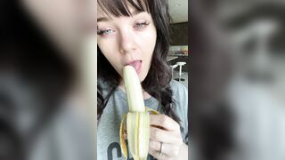 [174 of 485 VIds] Theemilylynne (Emily Lynne aka the.emilylynne) OnlyFans Leaks Nude
