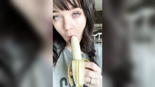 [174 of 485 VIds] Theemilylynne (Emily Lynne aka the.emilylynne) OnlyFans Leaks Nude
