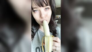 [174 of 485 VIds] Theemilylynne (Emily Lynne aka the.emilylynne) OnlyFans Leaks Nude