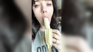 [379 of 485 VIds] Theemilylynne (Emily Lynne aka the.emilylynne) OnlyFans Leaks Nude